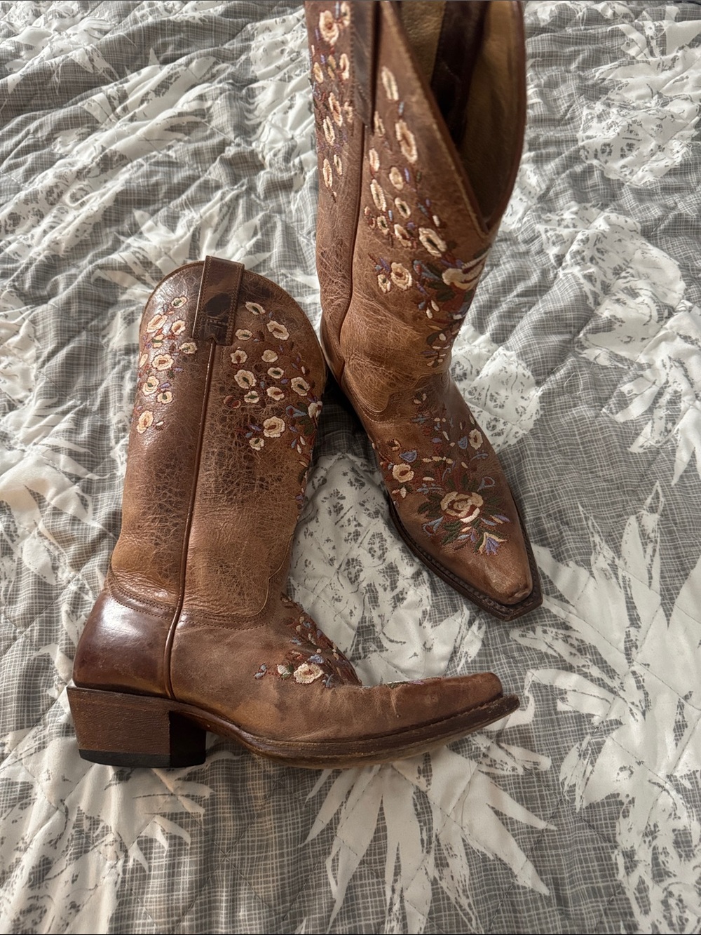Shyanna Women's Brown Embroidered Leather Western Boots